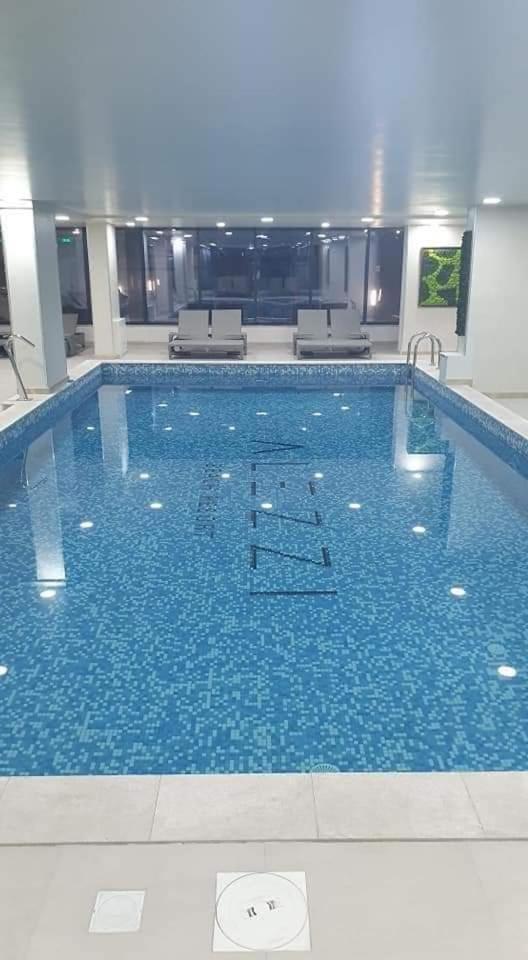 Alezzi Beach Resort Gorgeous Family Aparment Cu Piscina นาโวดาริ ภายนอก รูปภาพ